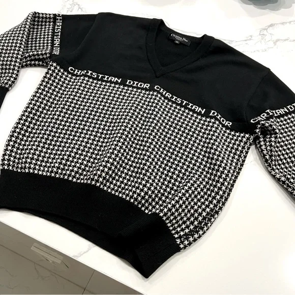 VINTAGE CHRISTIAN DIOR black houndstooth v neck pullover sweater monsieur - Picture 1 of 9